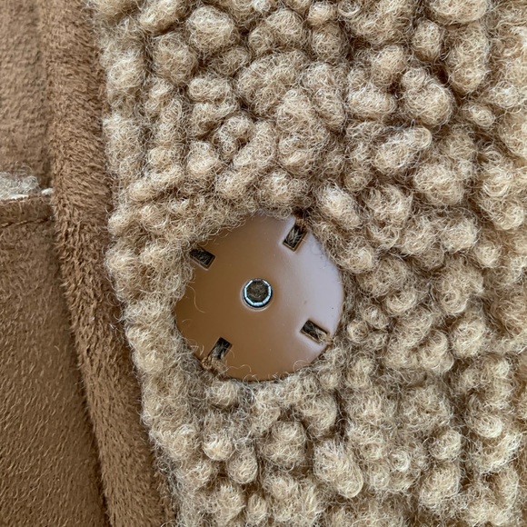 NWT MICHAEL KORS Faux Fur Brown Coat Snap Close Large Pockets Logo on Sleeve XL - Picture 9 of 16